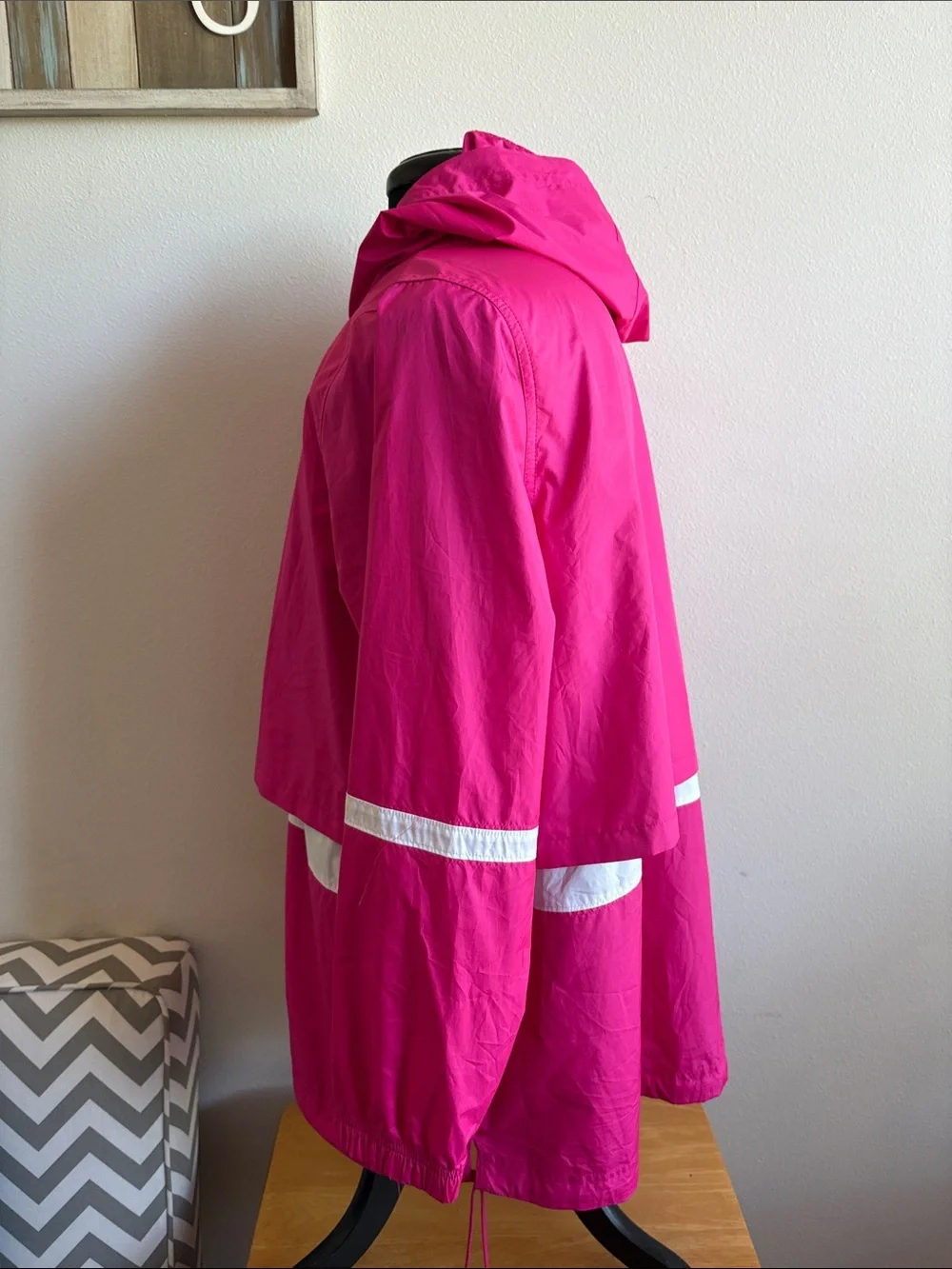 Nike Hot Pink Hooded Windrunner with White Accents Size XXL